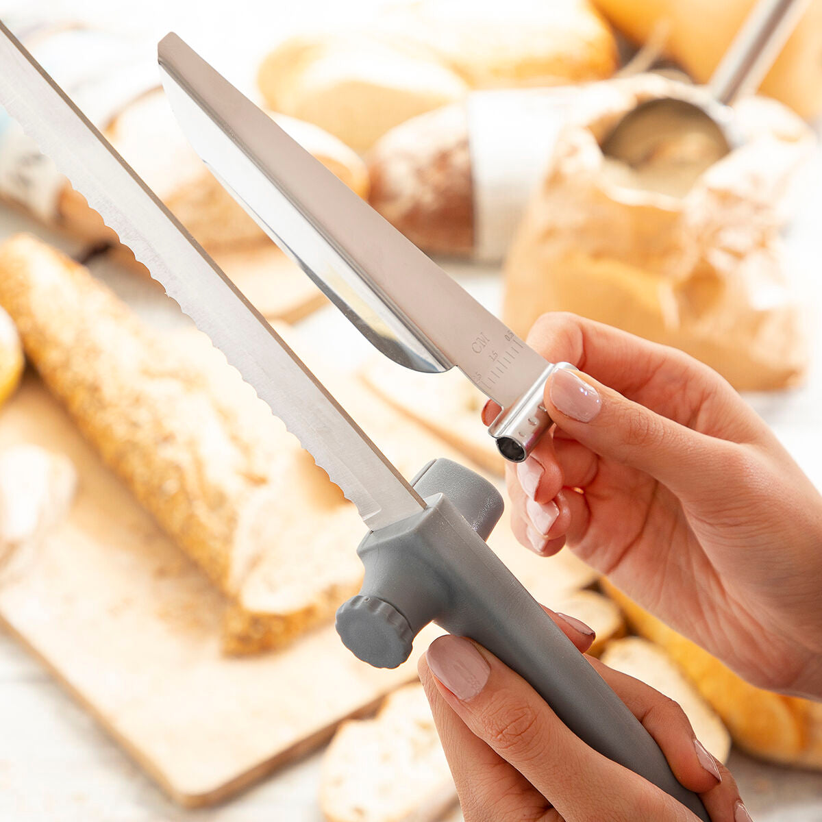 Bread Knife with Adjustable Cutting Guide Kutway InnovaGoods-7